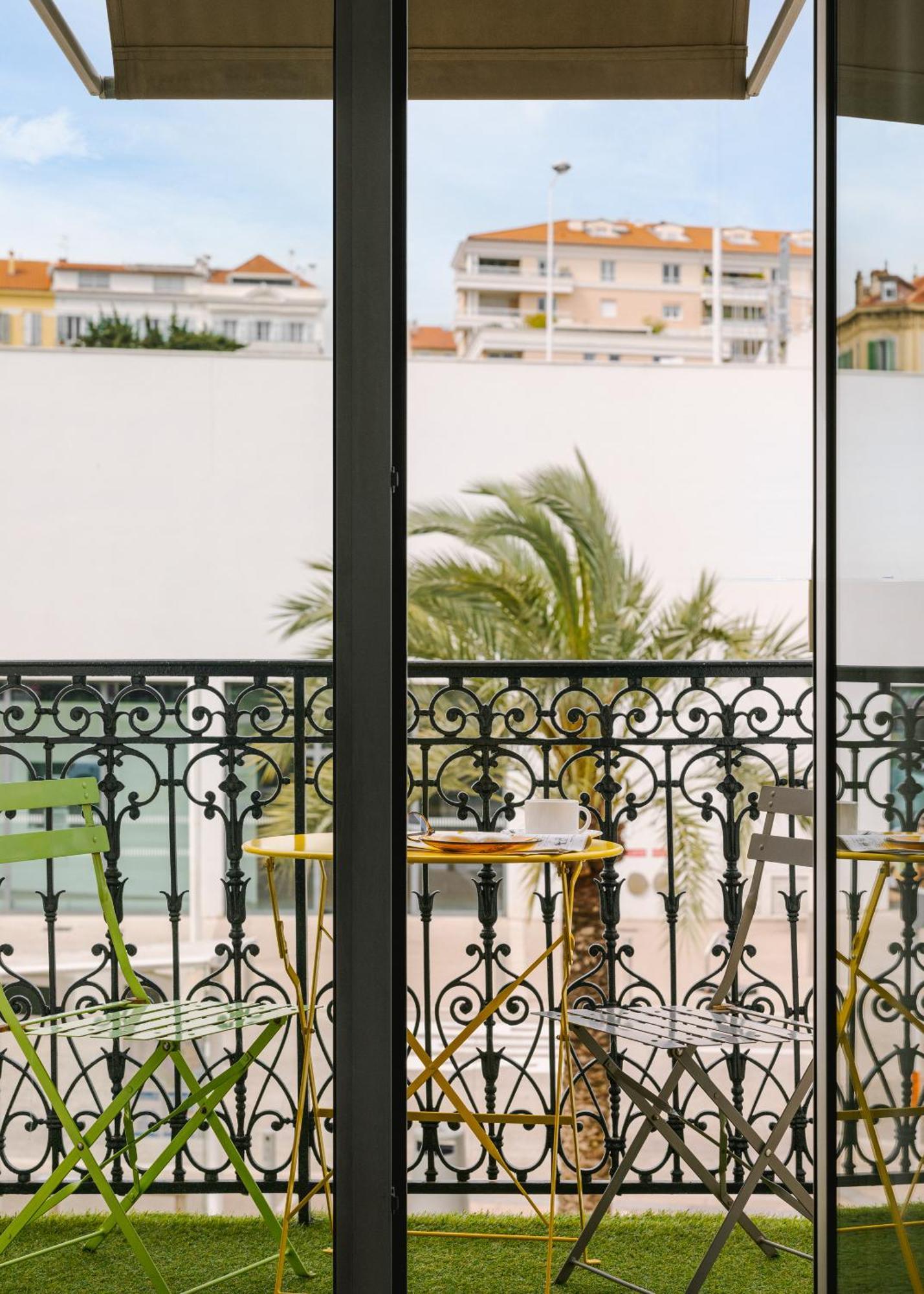 Yelo Lumiere Powered By Sonder Hotel Cannes Szoba fotó
